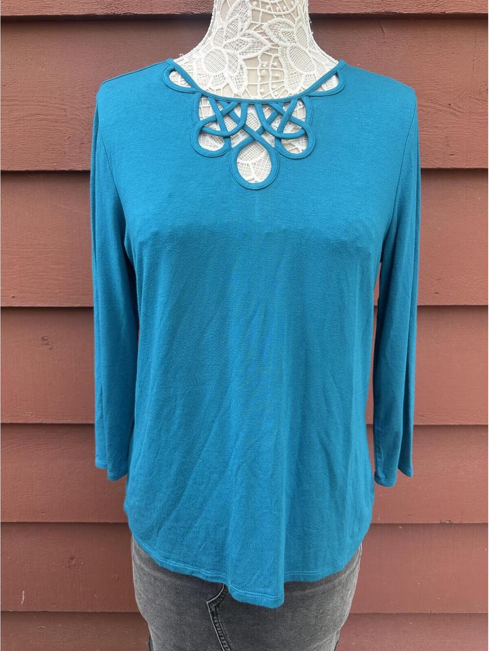 Peck & Peck Teal Blue Cutout Neckline Top Contemporary Minimalist Y2K